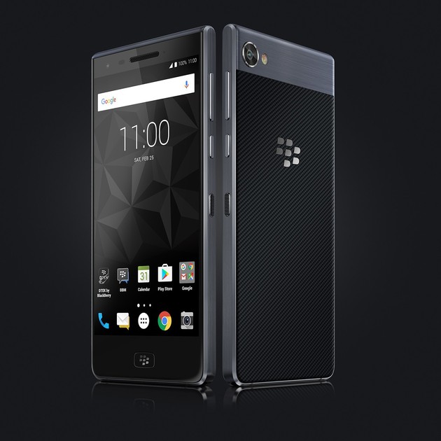 TCL официално представиха BlackBerry Motion