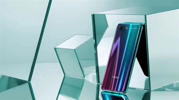 Huawei представиха Honor 10 в Китай